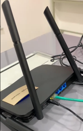 Kết nối nguồn và Internet cho thiết bị
